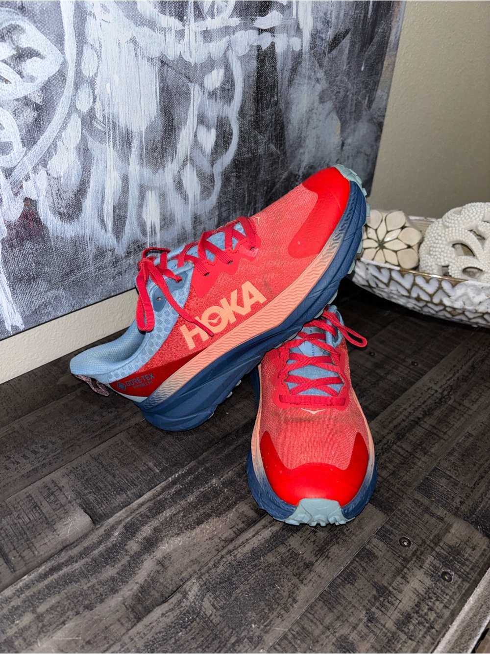 HOKA Challenger 7 GTX trail-running shoes WONENS SZ 8